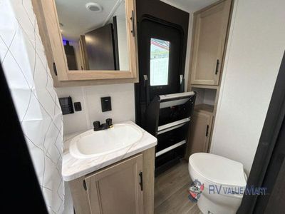 2027 Forest River RV Cherokee Wolf Den - Photo 32