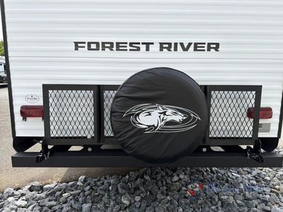 2027 Forest River RV Cherokee Wolf Den - Photo 20