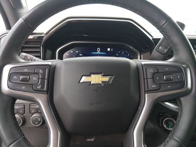2023 Chevrolet Silverado 1500 — photo 12 view