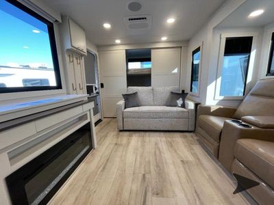 2026 Brinkley Model I - Photo 12
