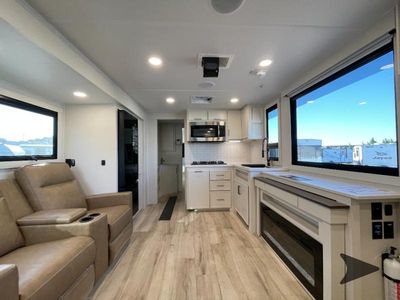 2026 Brinkley Model I - Photo 13