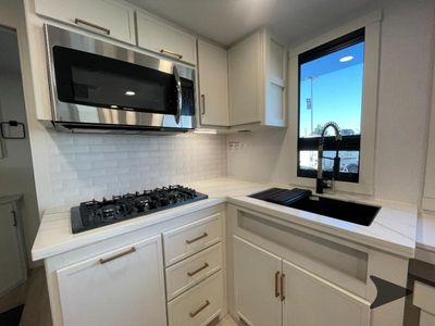 2026 Brinkley Model I - Photo 14