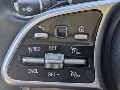 2021 Mercedes-Benz GLC - Photo 30