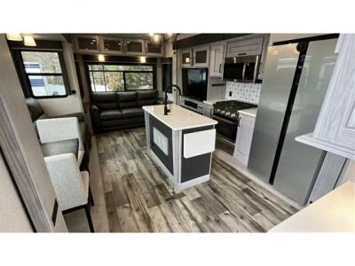 2024 Keystone RV Montana High Country - Photo 9