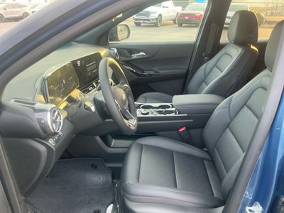 2026 Chevrolet Equinox — photo 10 view