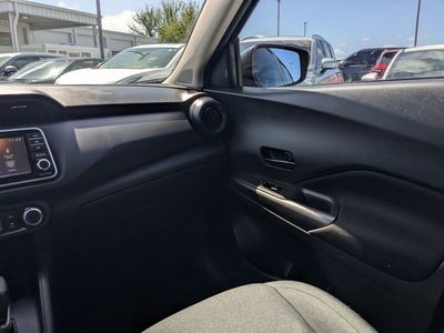 2025 Nissan Kicks Play - Photo 14