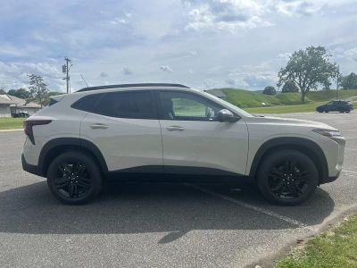 2026 Chevrolet Trax — side profile view