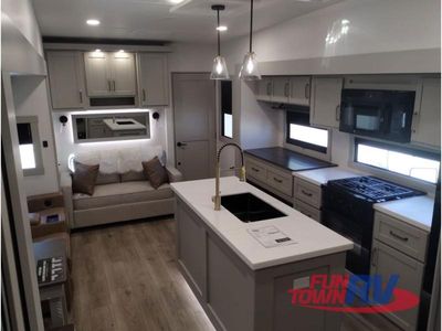 2026 Brinkley Model Z - Photo 19