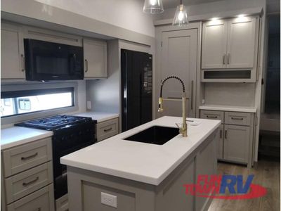 2026 Brinkley Model Z - Photo 20