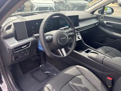 2026 Hyundai Sonata Hybrid - Photo 9