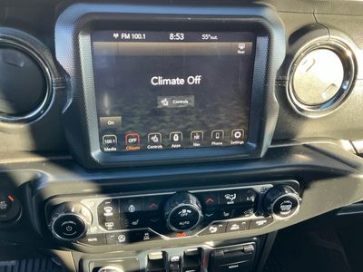 2022 Jeep Gladiator - Photo 11
