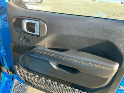 2022 Jeep Gladiator - Photo 21