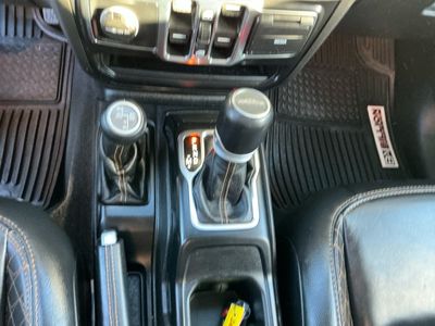 2022 Jeep Gladiator - Photo 12