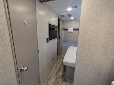 2022 Thor Motor Coach Windsport - Photo 4
