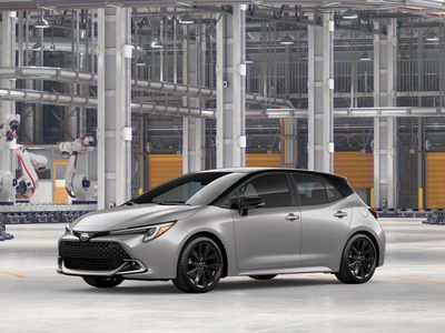 2026 Toyota Corolla Hatchback - Photo 3