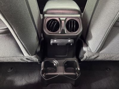 2025 Jeep Gladiator - Photo 27