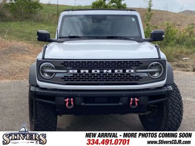 2022 Ford Bronco - Photo 2