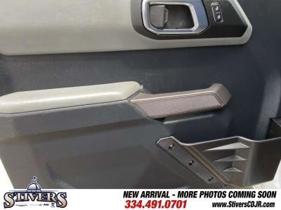 2022 Ford Bronco - Photo 19