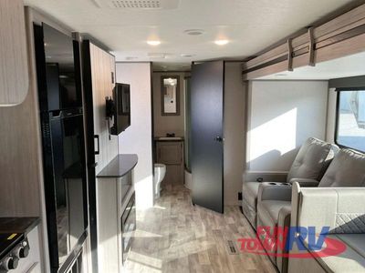 2023 Dutchmen RV Kodiak SE - Photo 6
