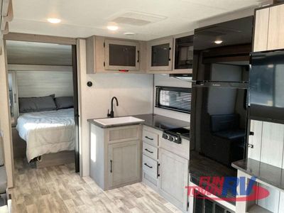 2023 Dutchmen RV Kodiak SE - Photo 4