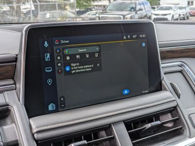 2023 Chevrolet Suburban - Photo 18