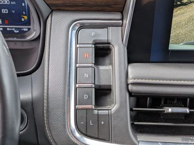 2023 Chevrolet Suburban - Photo 16