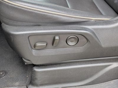 2023 Chevrolet Suburban - Photo 13