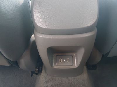 2024 Hyundai Elantra — photo 20 view