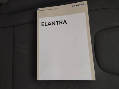 2024 Hyundai Elantra — photo 21 view