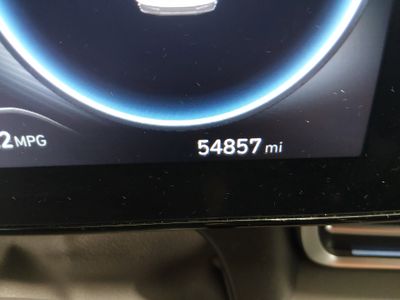 2024 Hyundai Elantra — photo 14 view