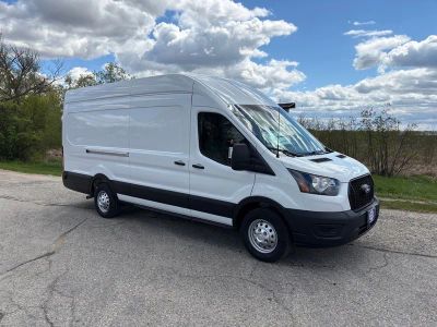 2026 Ford Transit-250 — side profile view