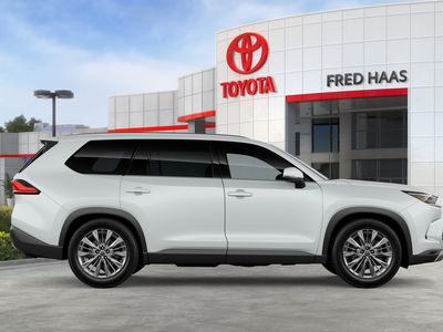2026 Toyota Grand Highlander — photo 14 view