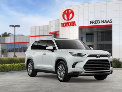 2026 Toyota Grand Highlander — photo 17 view