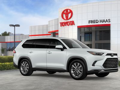 2026 Toyota Grand Highlander — photo 16 view