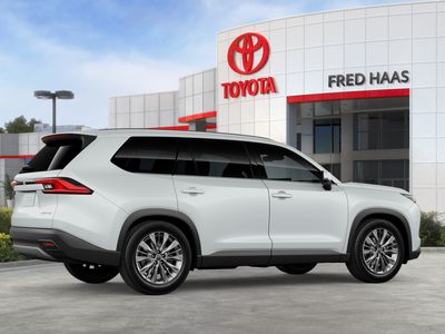 2026 Toyota Grand Highlander — photo 13 view