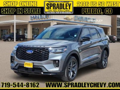 2025 Ford Explorer ST-Line in Gray — front three-quarter view