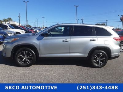 2019 Toyota Highlander — photo 13 view