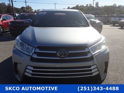 2019 Toyota Highlander — photo 10 view