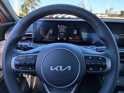 2026 Kia K5 — photo 28 view