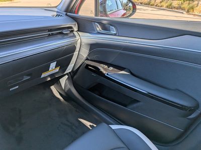 2026 Kia K5 — photo 18 view