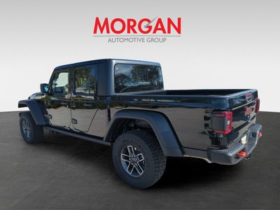2026 Jeep Gladiator — photo 7 view