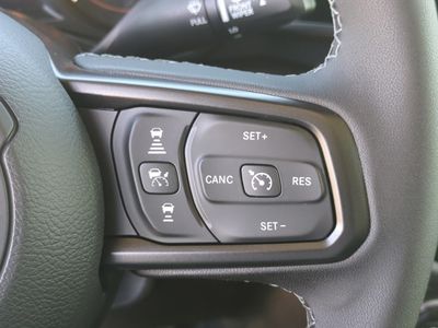 2026 Jeep Gladiator — photo 28 view