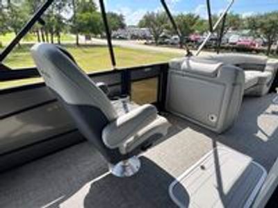 2025 Barletta Lusso L25UC - Photo 16