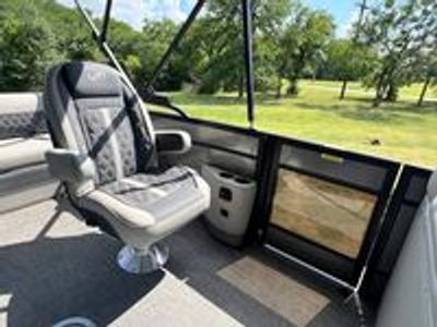 2025 Barletta Lusso L25UC - Photo 17