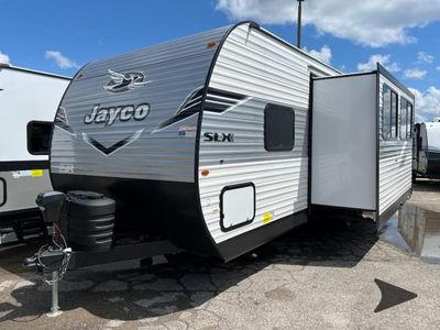 2025 Jayco Jay Flight SLX - Photo 2