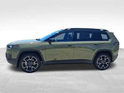2026 Jeep Cherokee — side profile view