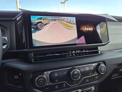 2026 Jeep Wrangler - Photo 21