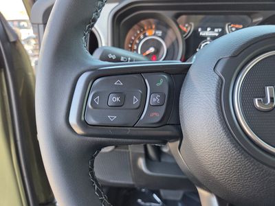 2026 Jeep Wrangler - Photo 18