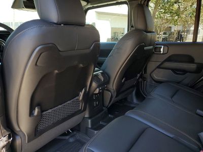 2026 Jeep Wrangler — photo 10 view