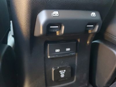 2026 Jeep Wrangler — photo 13 view
